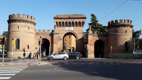 Porte Saragozza